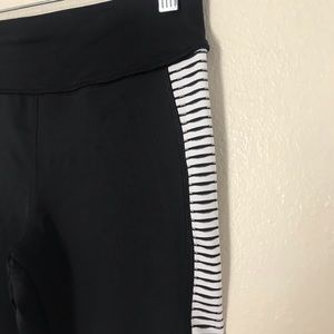 - Forever 21 leggings size S